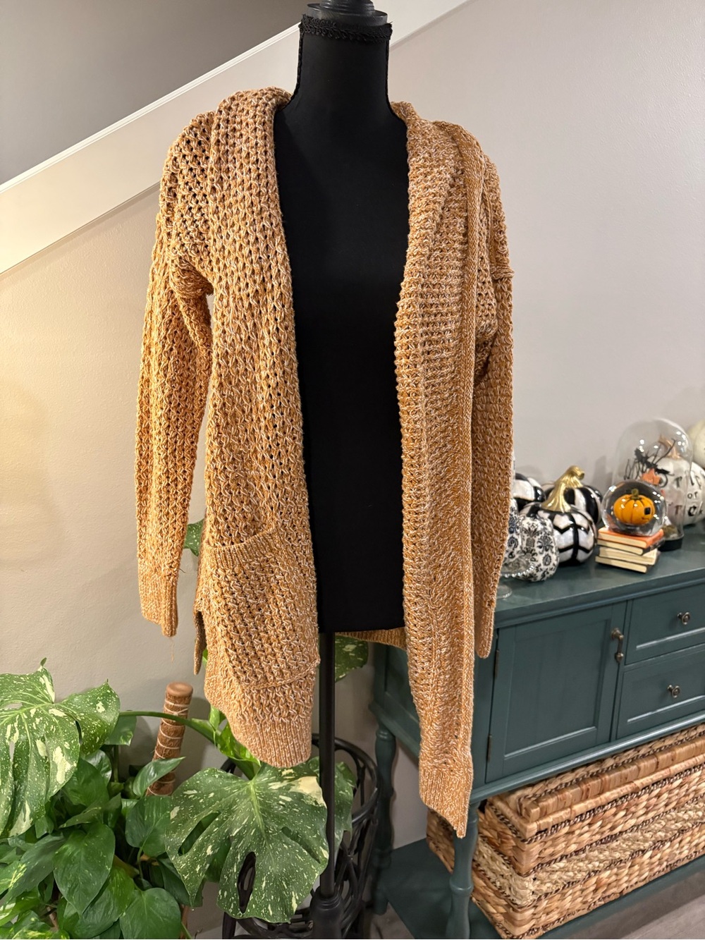 Abercrombie & Fitch Open-Front Camel Knit Cardigan